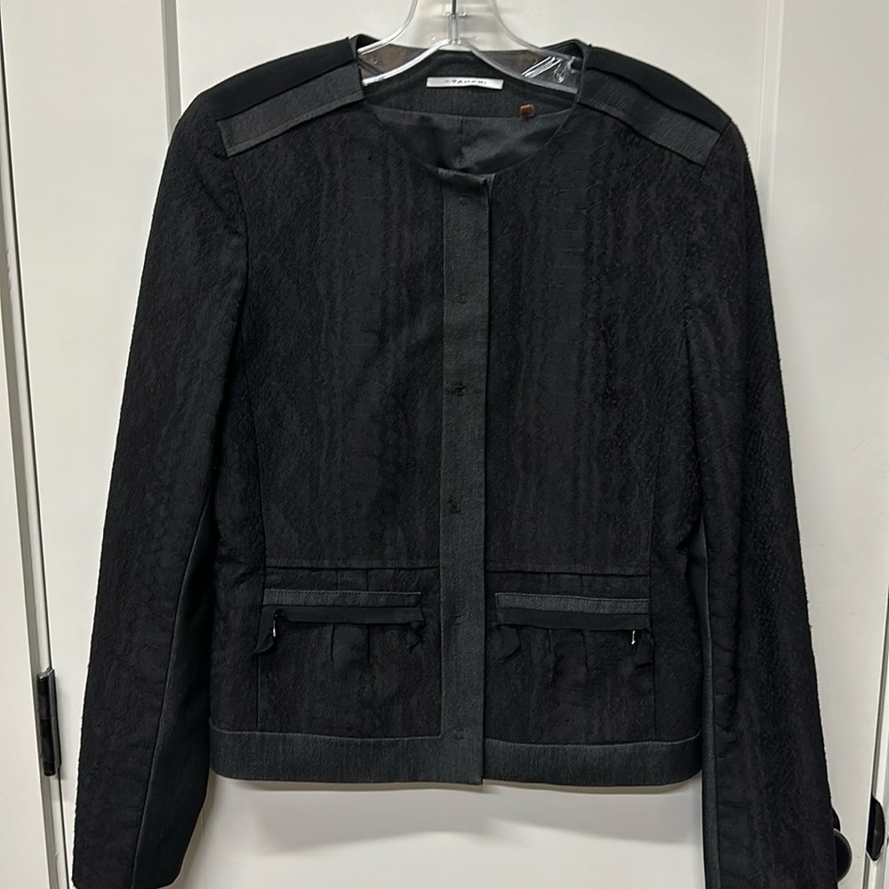 Tahari black blazer, super cute